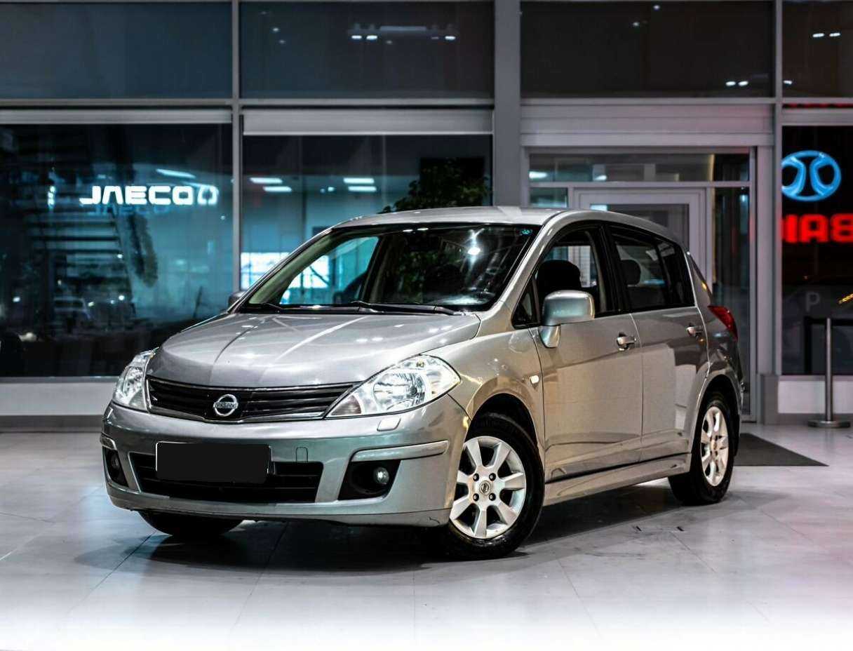 Nissan Tiida с пробегом — 2011 год. Фото: #0