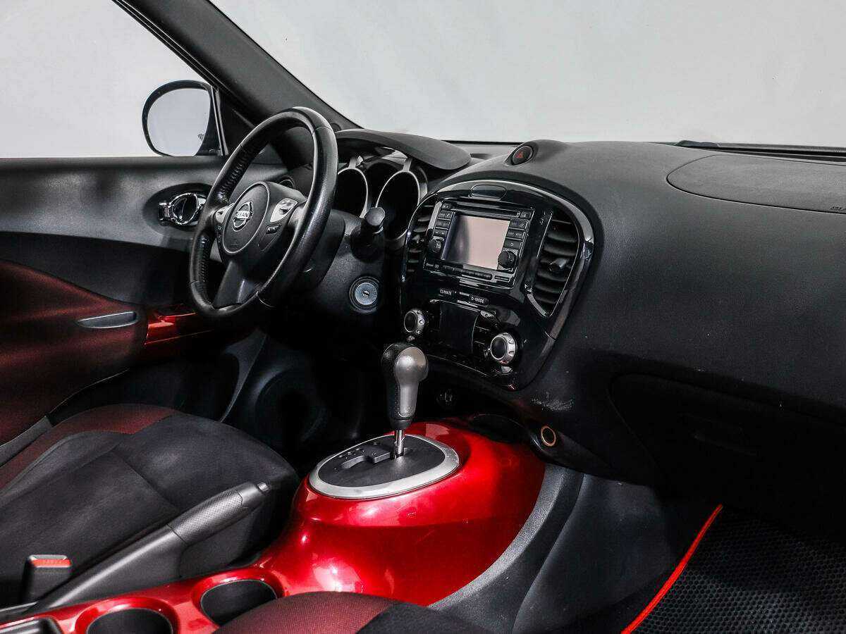 Nissan Juke с пробегом — 2011 год. Фото: #12