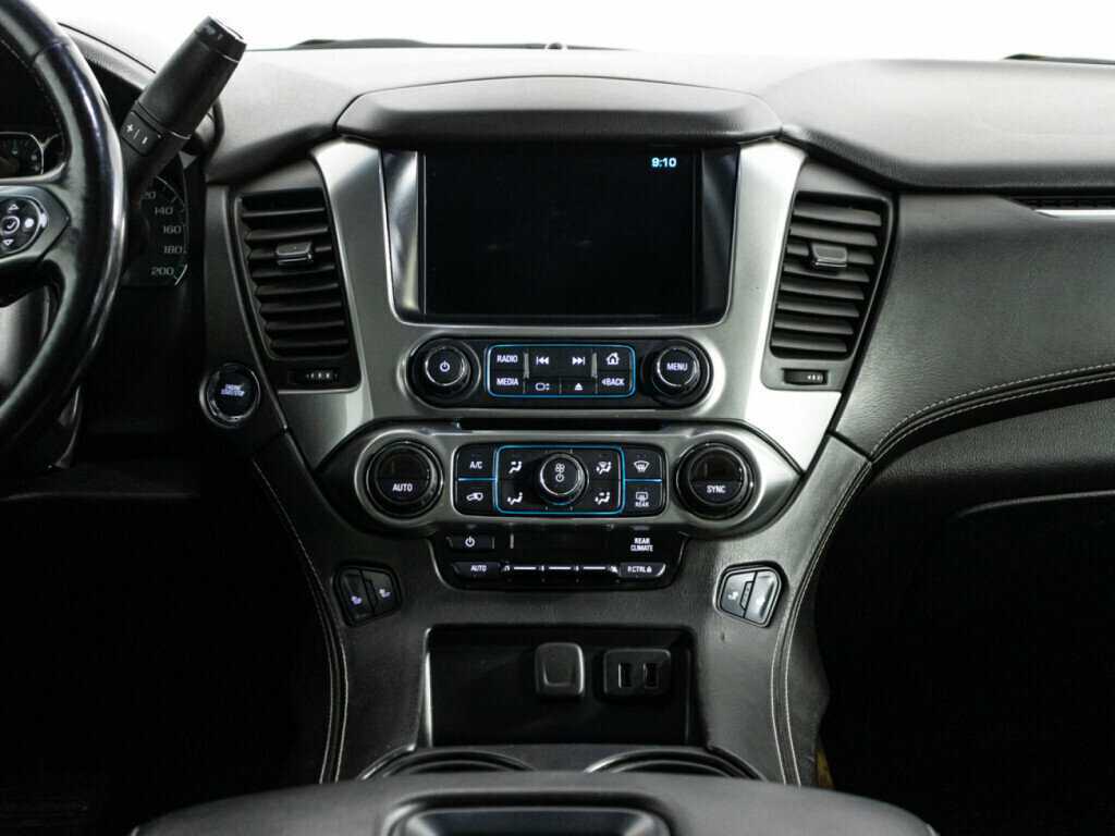 Chevrolet Tahoe с пробегом — 2016 год. Фото: #10