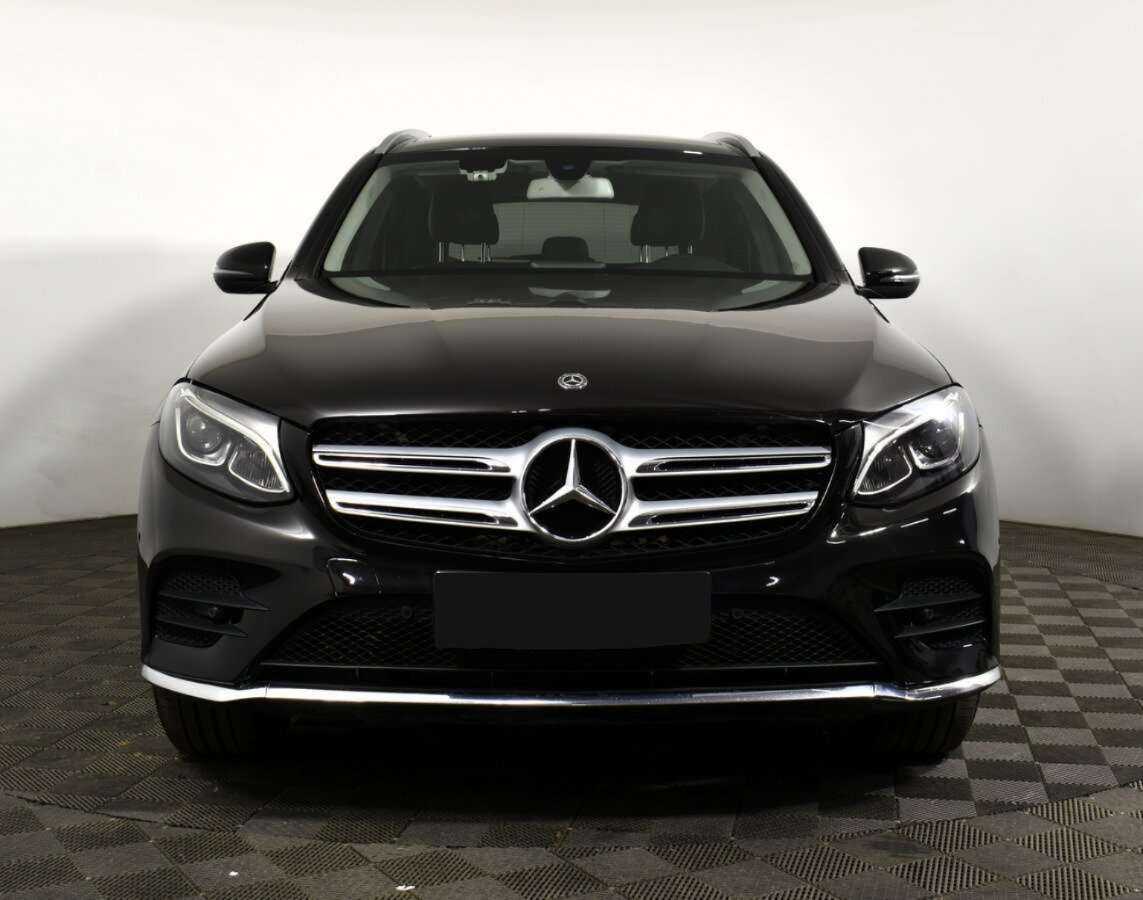 Mercedes-Benz GLC с пробегом — 2018 год. Фото: #1