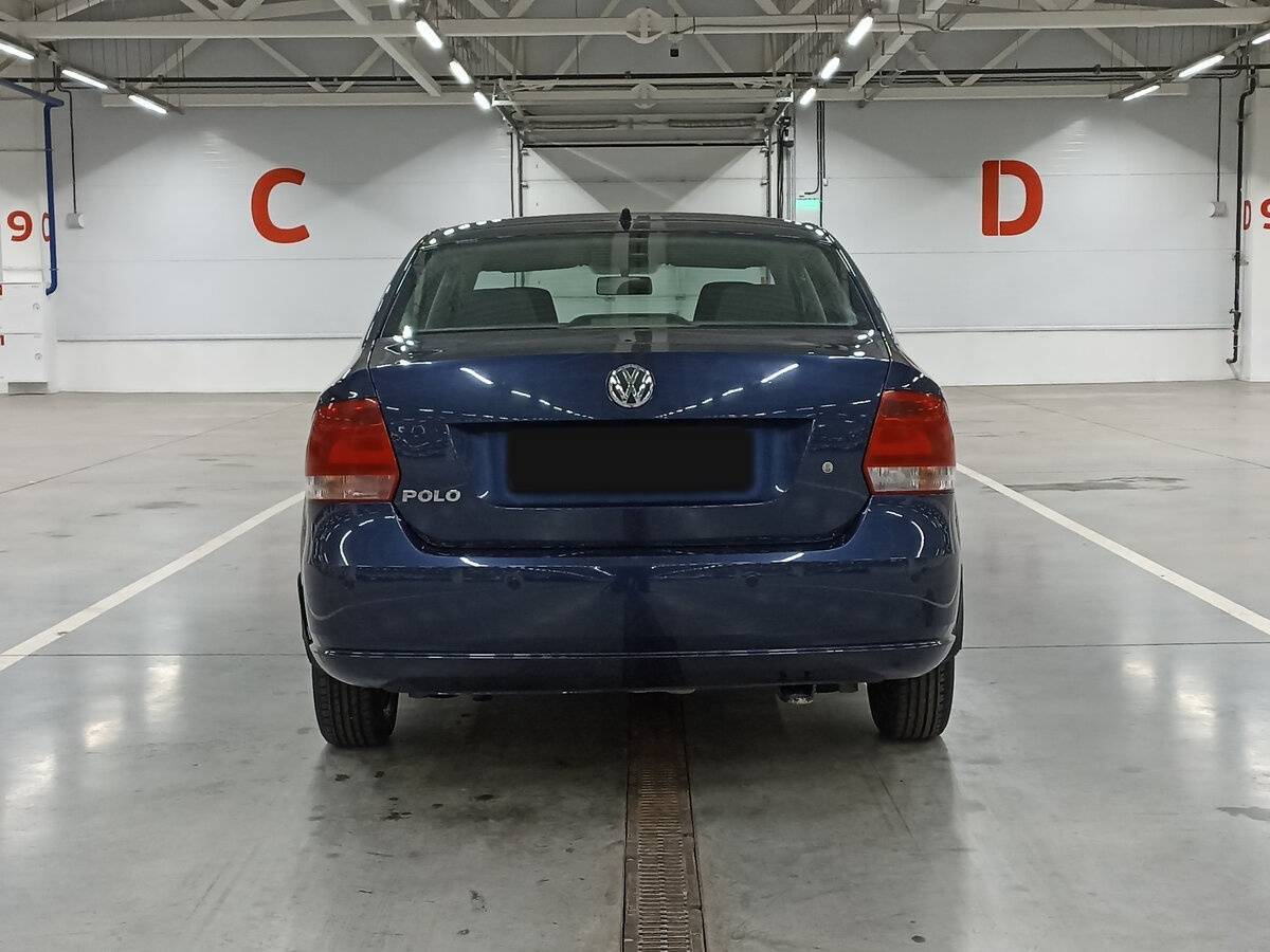 Volkswagen Polo с пробегом — 2015 год. Фото: #5