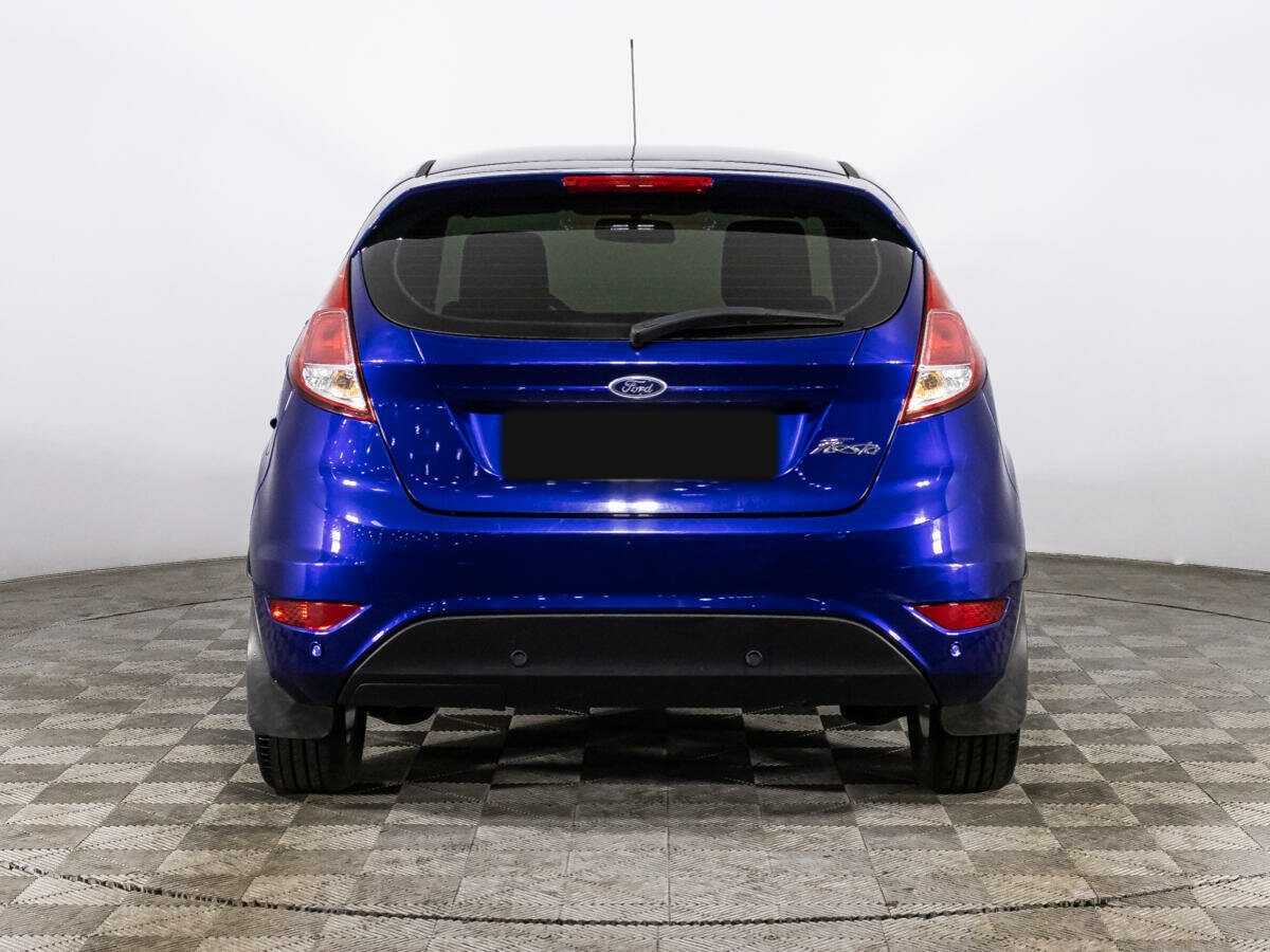 Ford Fiesta с пробегом — 2016 год. Фото: #5