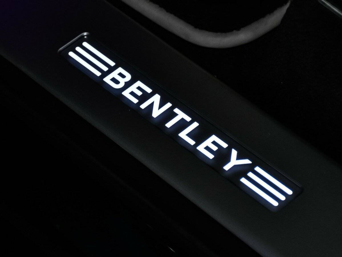 Bentley Bentayga с пробегом — 2021 год. Фото: #26