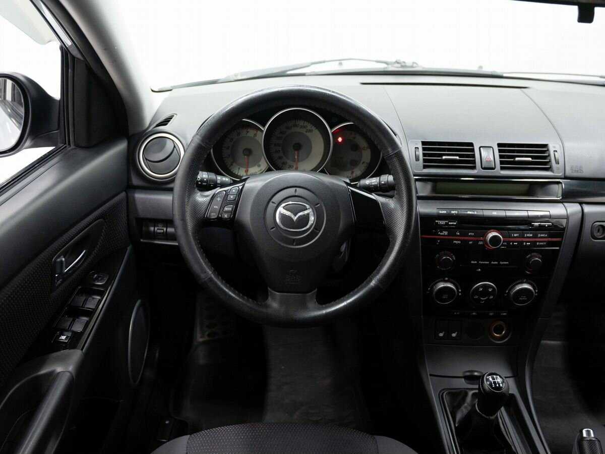 Mazda 3 с пробегом — 2008 год. Фото: #13