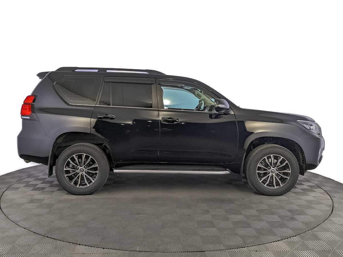 Toyota Land Cruiser Prado с пробегом — 2020 год. Фото: #3