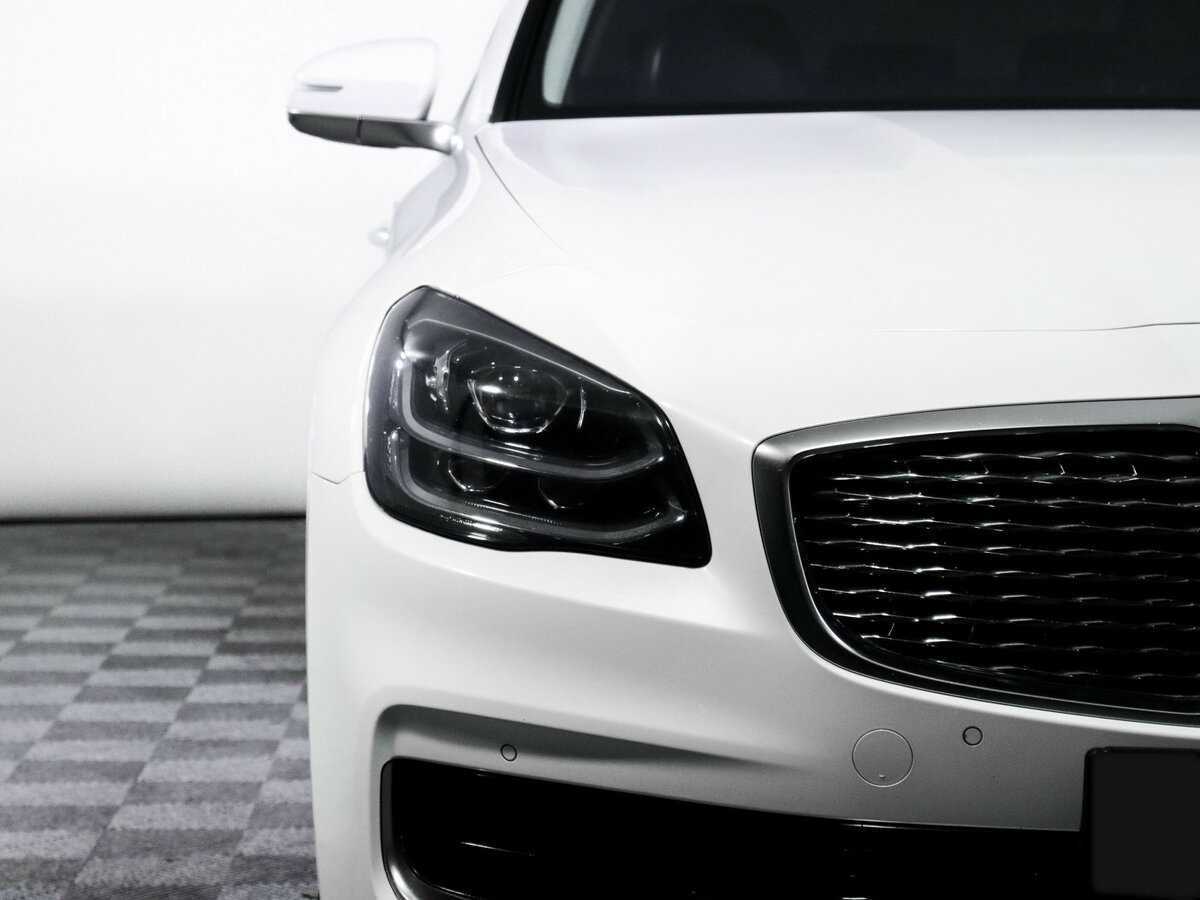 Kia K900 с пробегом — 2019 год. Фото: #14