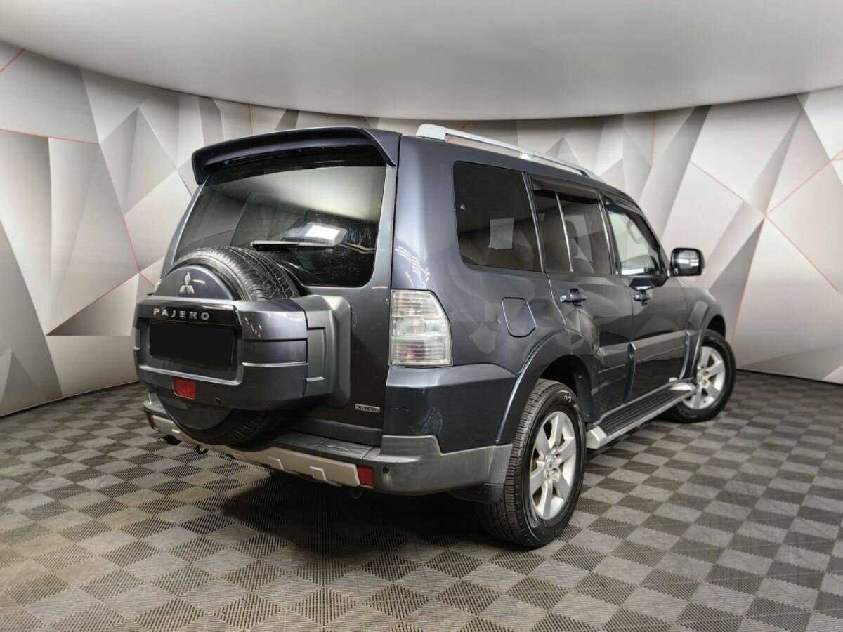 Mitsubishi Pajero с пробегом — 2008 год. Фото: #1