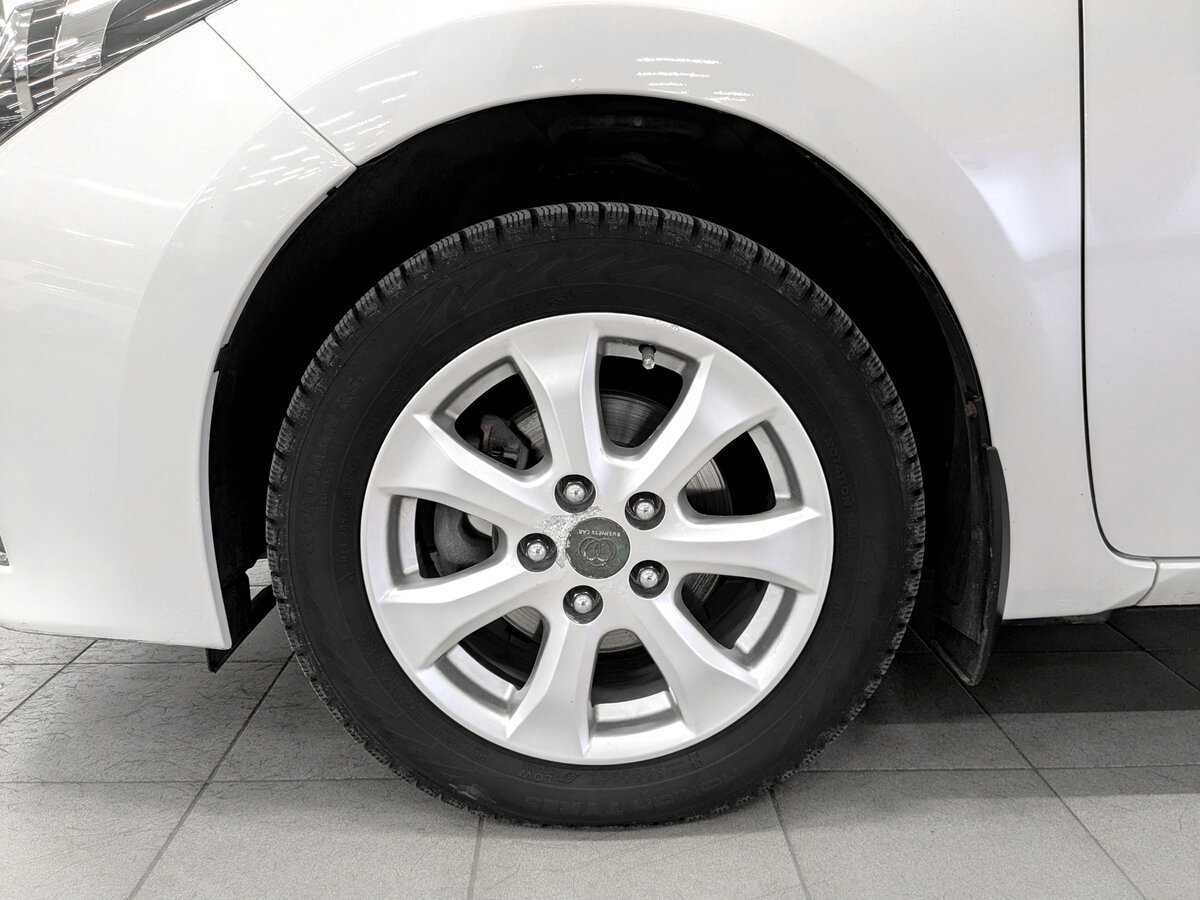 Toyota Corolla с пробегом — 2014 год. Фото: #17