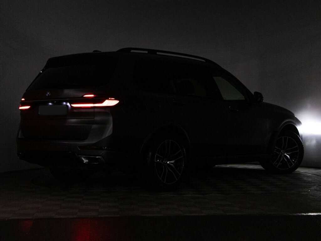 BMW X7 с пробегом — 2022 год. Фото: #30