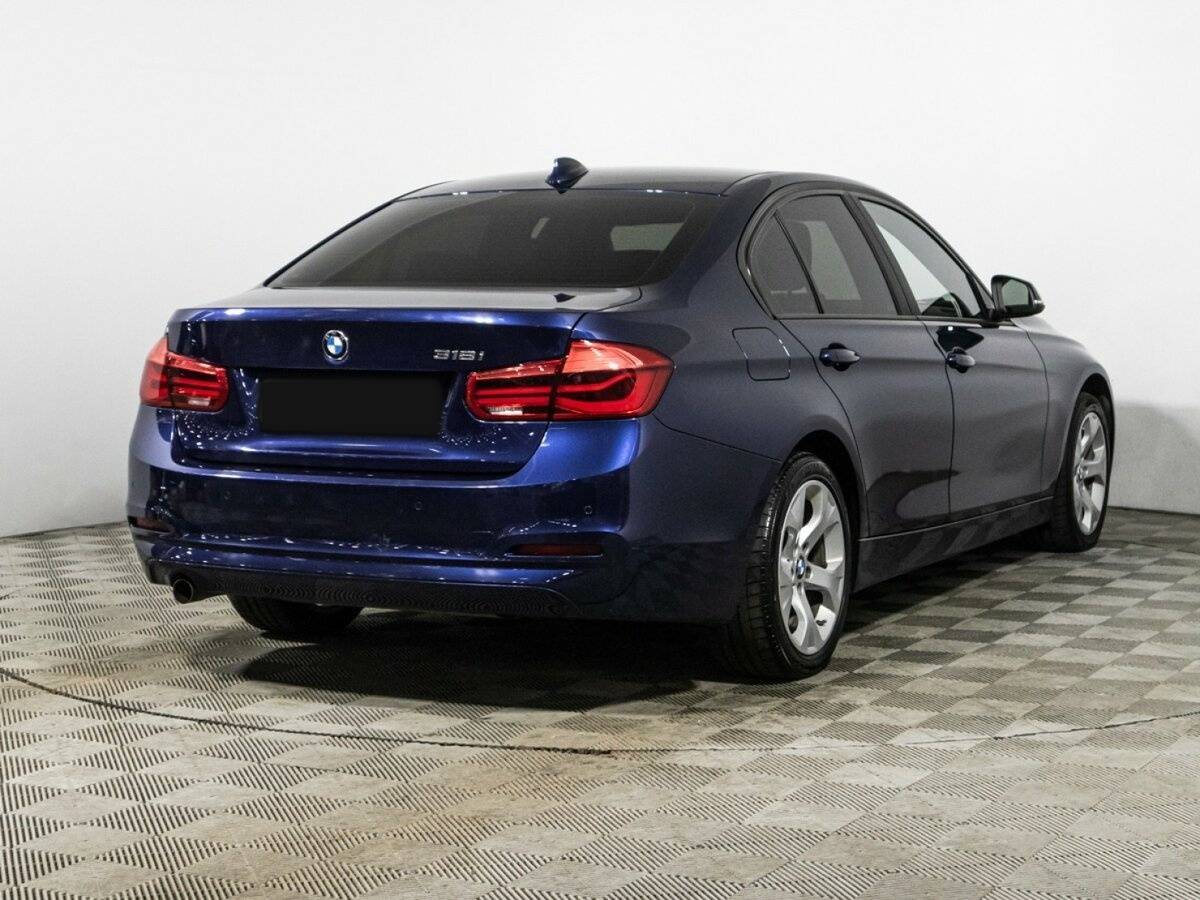 BMW 3 серии с пробегом — 2018 год. Фото: #4