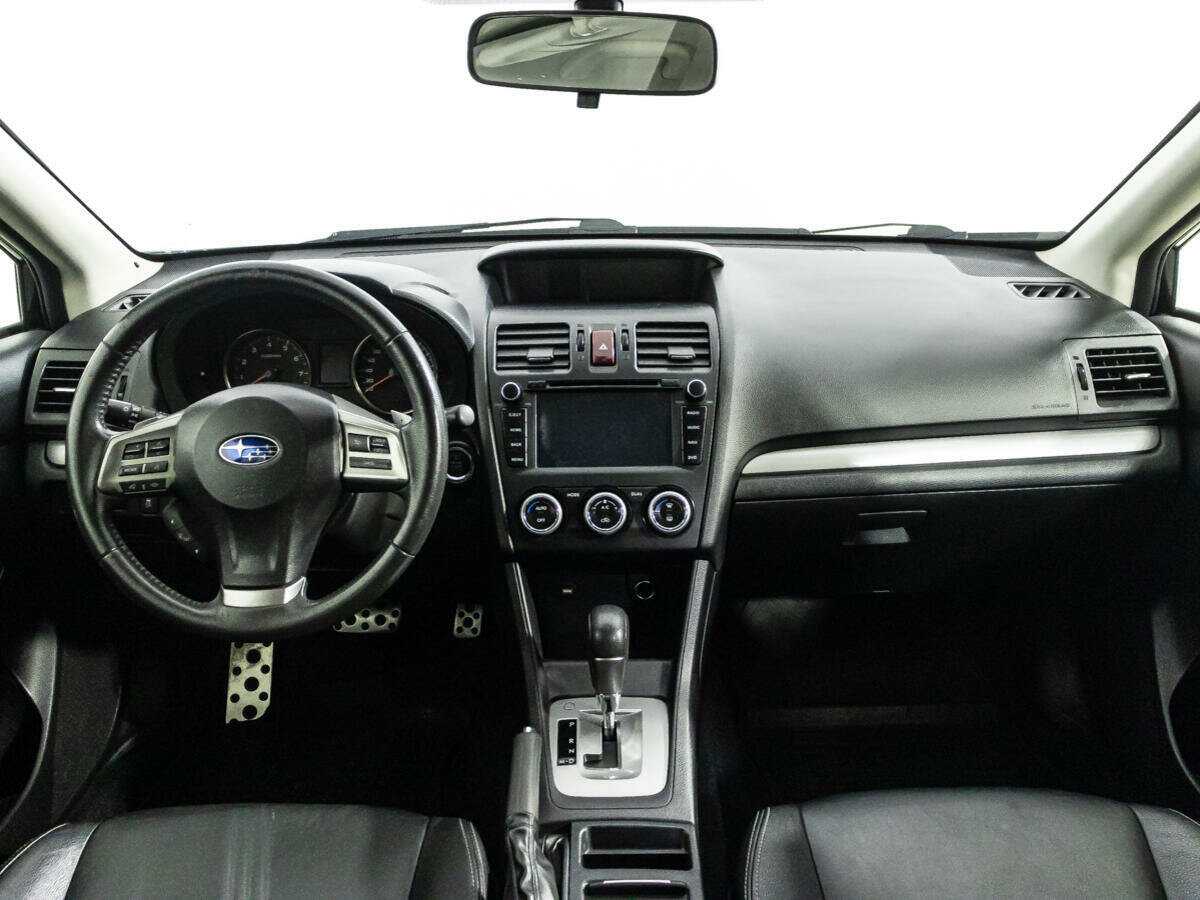 Subaru XV с пробегом — 2014 год. Фото: #12