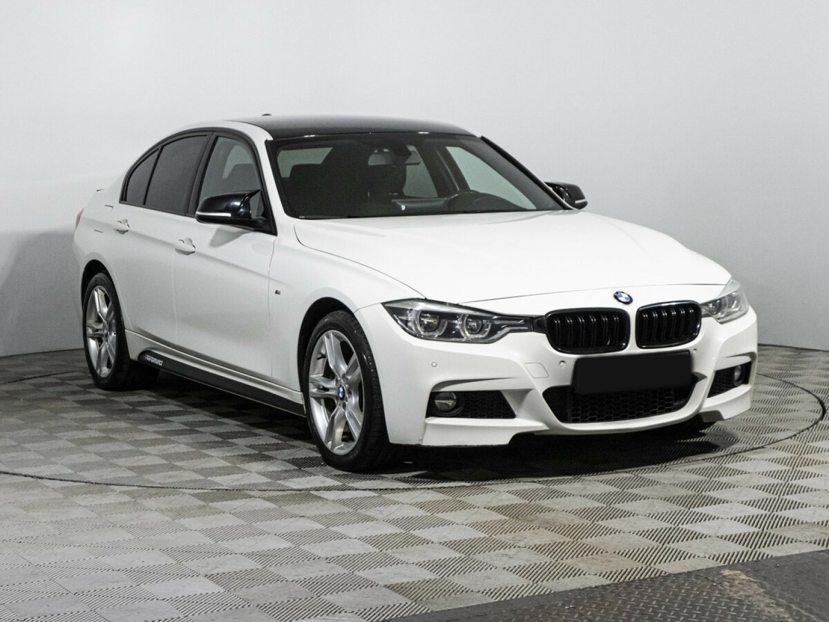 BMW 3 серии с пробегом — 2017 год. Фото: #2