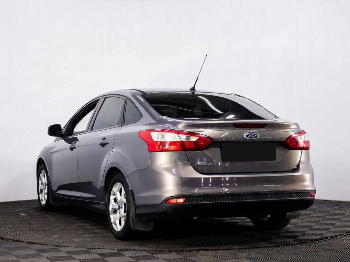 Ford Focus с пробегом — 2011 год. Фото: #3