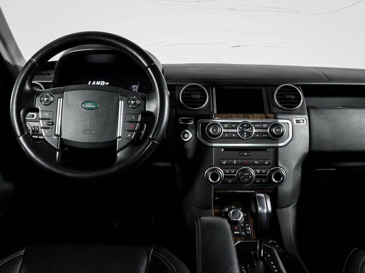 Land Rover Discovery с пробегом — 2012 год. Фото: #10