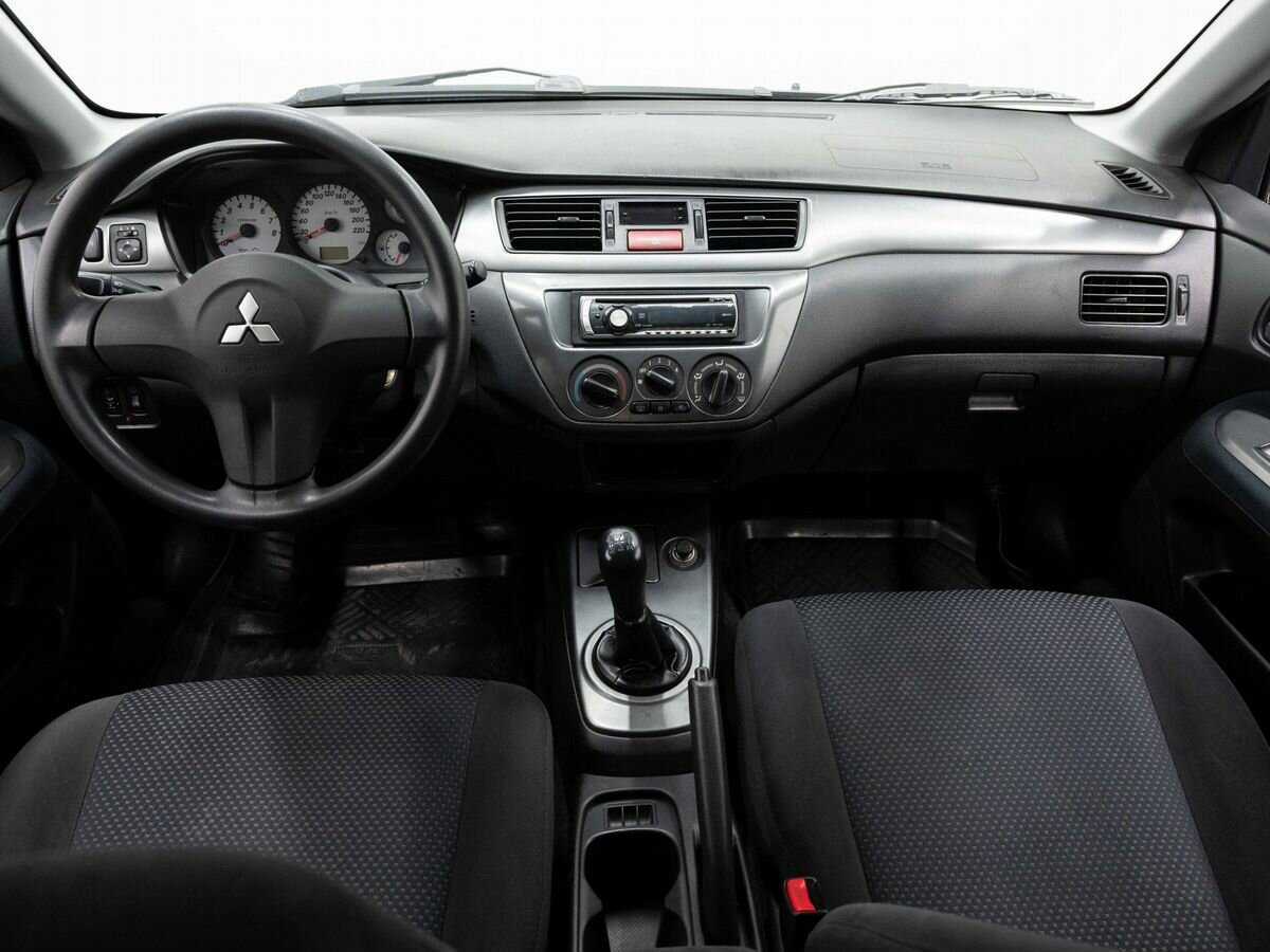 Mitsubishi Lancer с пробегом — 2007 год. Фото: #11