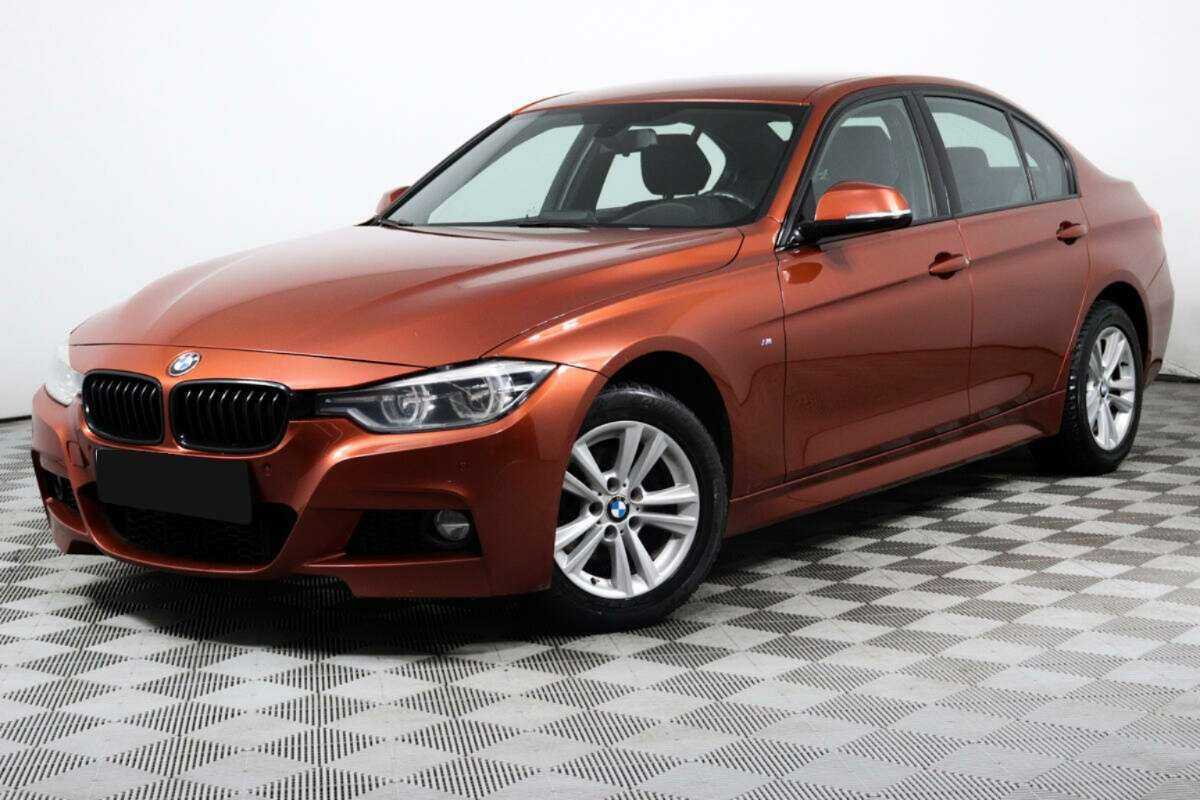 BMW 3 серии с пробегом — 2018 год. Фото: #0