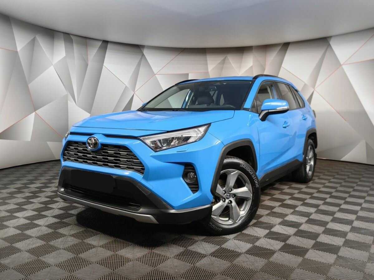Toyota RAV4 с пробегом — 2021 год. Фото: #0