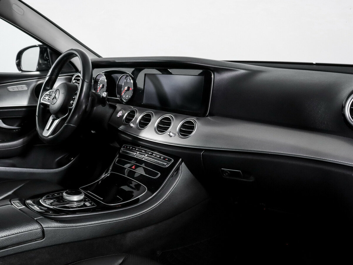 Mercedes-Benz E-Класс с пробегом — 2019 год. Фото: #8