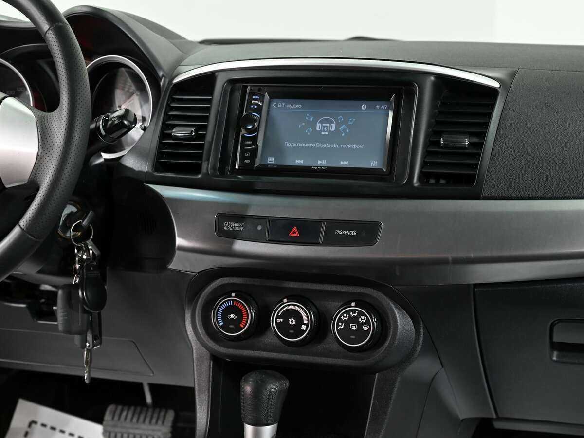 Mitsubishi Lancer с пробегом — 2008 год. Фото: #8