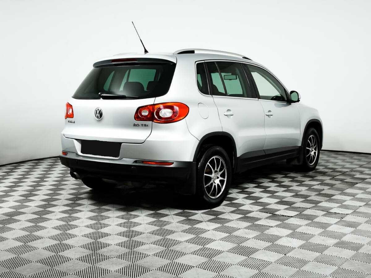 Volkswagen Tiguan с пробегом — 2010 год. Фото: #3
