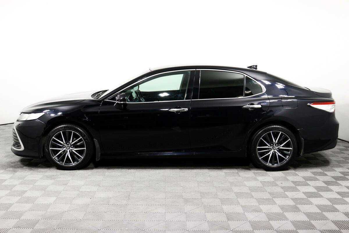 Toyota Camry с пробегом — 2021 год. Фото: #7