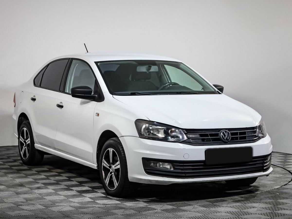 Volkswagen Polo с пробегом — 2018 год. Фото: #2