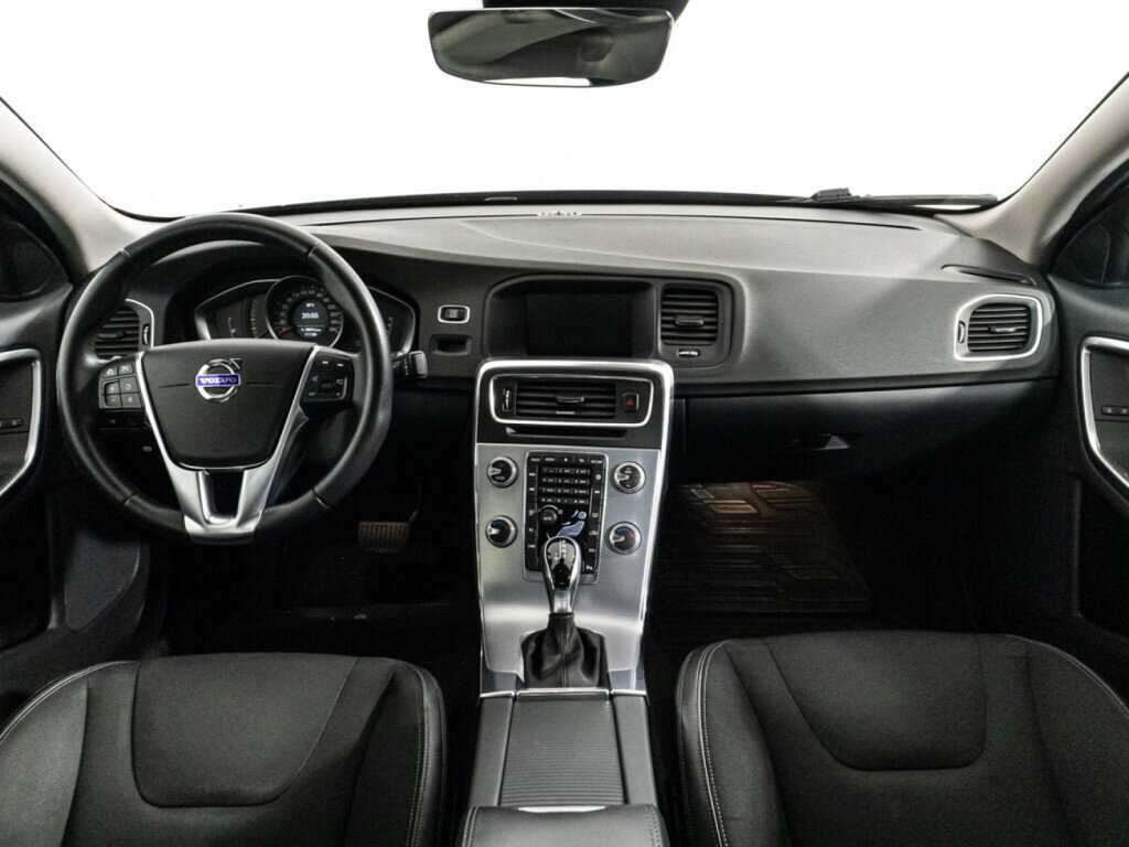 Volvo S60 с пробегом — 2017 год. Фото: #12