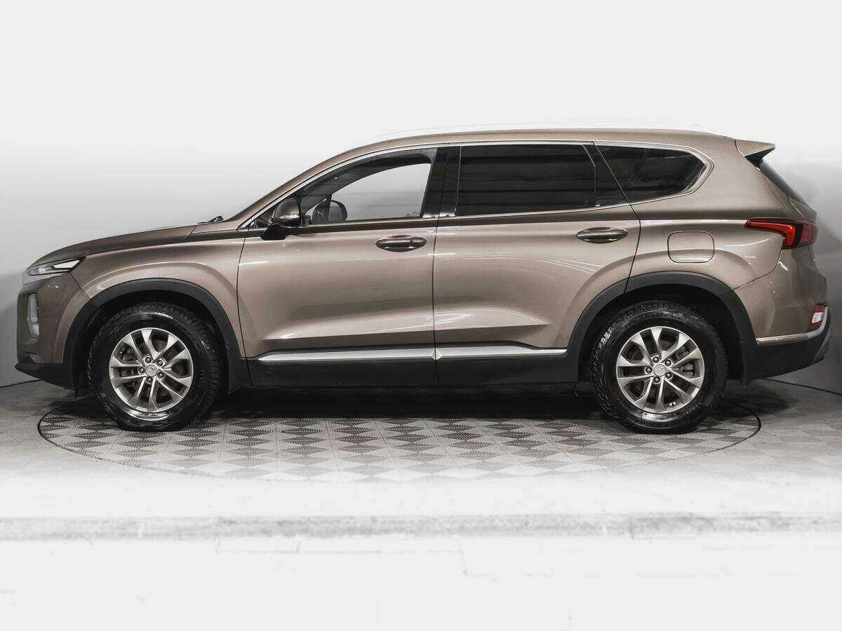 Hyundai Santa Fe с пробегом — 2018 год. Фото: #7