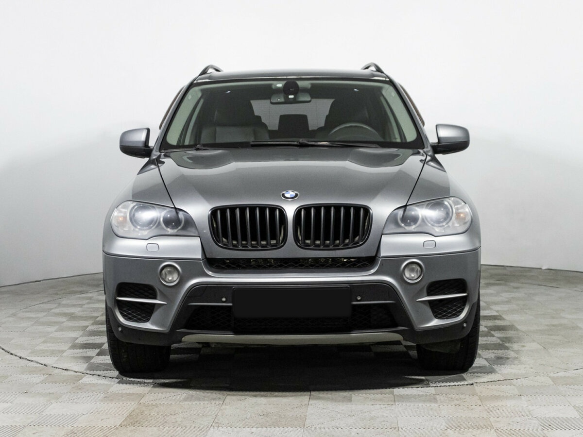 BMW X5 с пробегом — 2010 год. Фото: #1