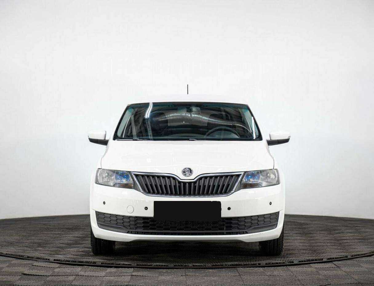 Skoda Rapid с пробегом — 2017 год. Фото: #1