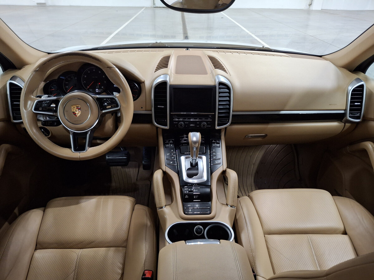 Porsche Cayenne с пробегом — 2015 год. Фото: #13