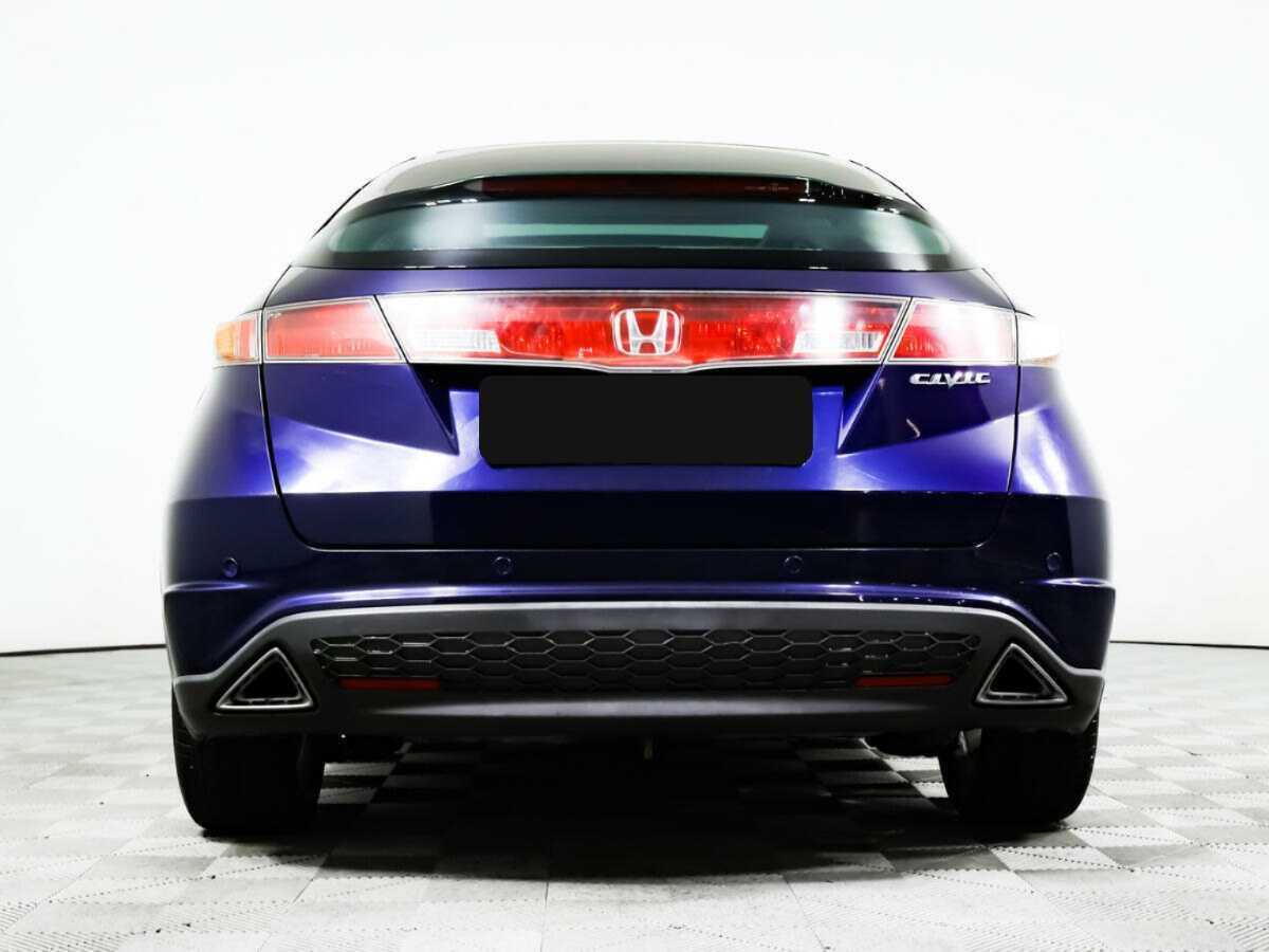 Honda Civic с пробегом — 2008 год. Фото: #5