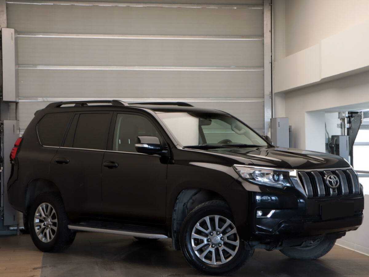 Toyota Land Cruiser Prado с пробегом — 2017 год. Фото: #2
