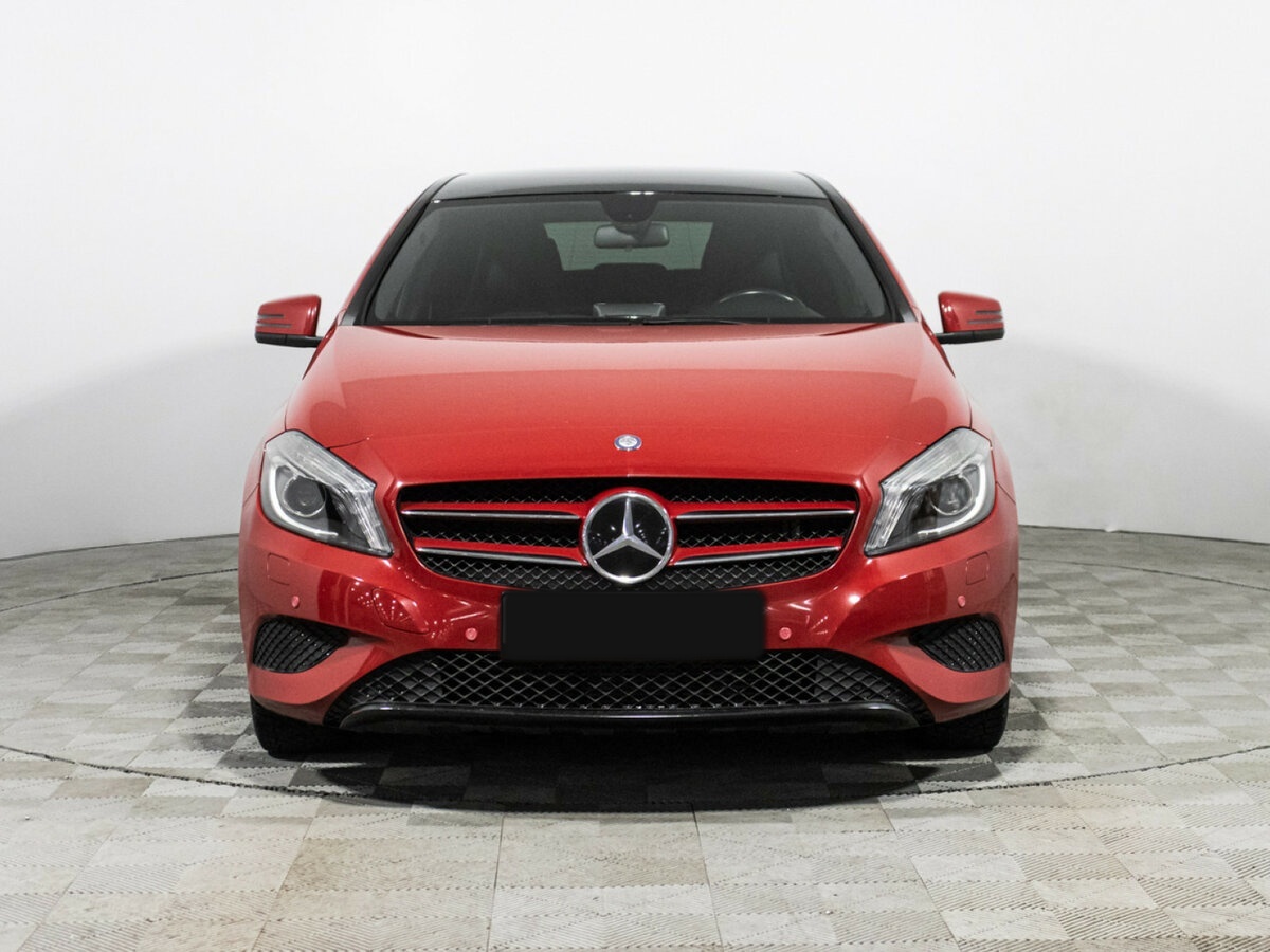 Mercedes-Benz A-Класс с пробегом — 2014 год. Фото: #1