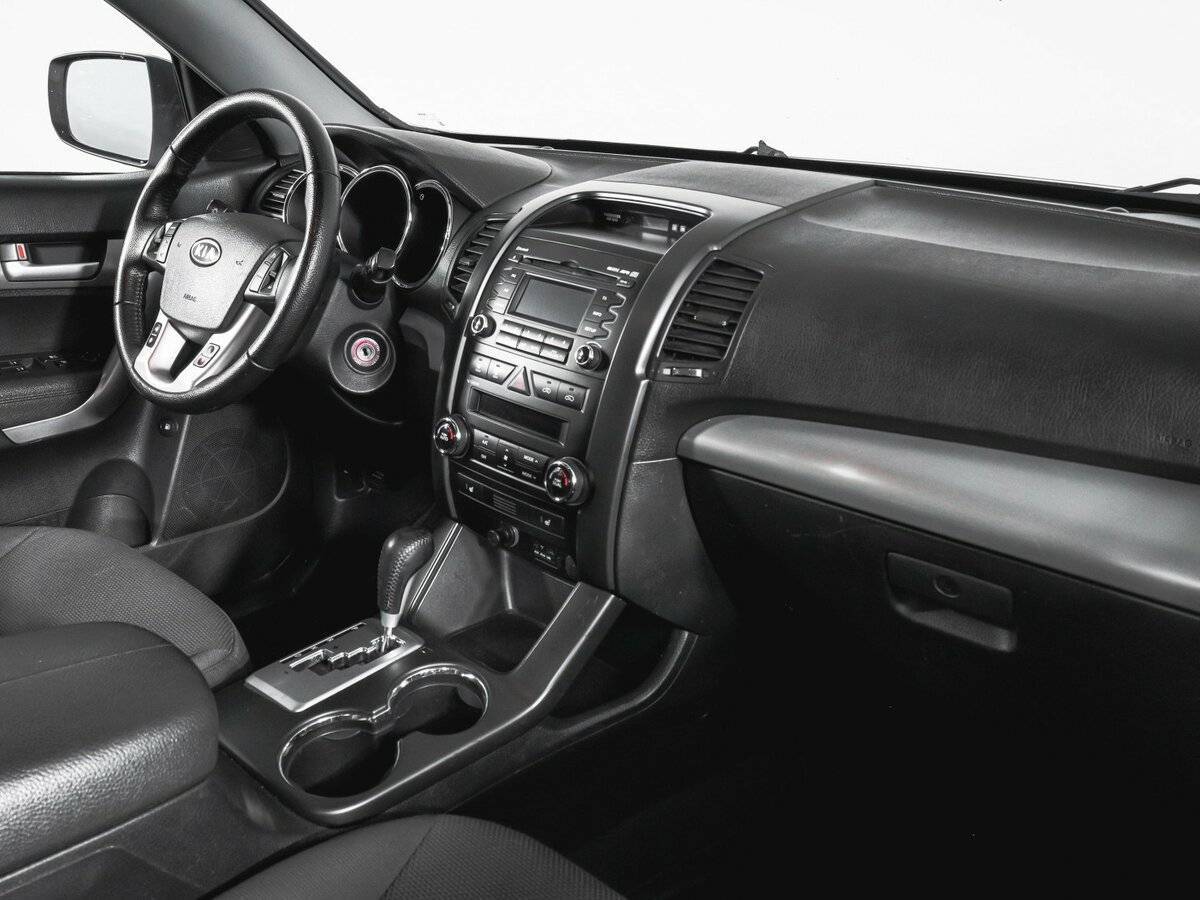 Kia Sorento с пробегом — 2011 год. Фото: #8