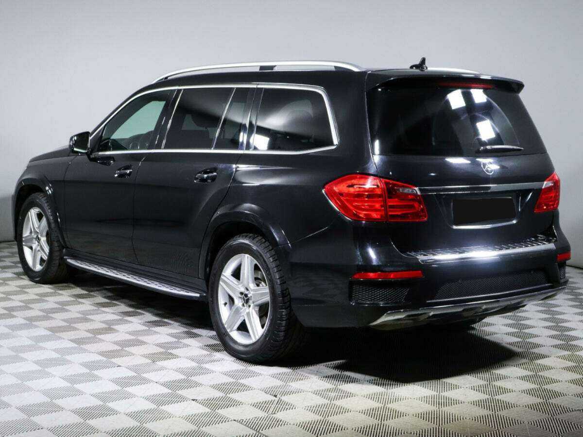 Mercedes-Benz GL-Класс с пробегом — 2015 год. Фото: #6