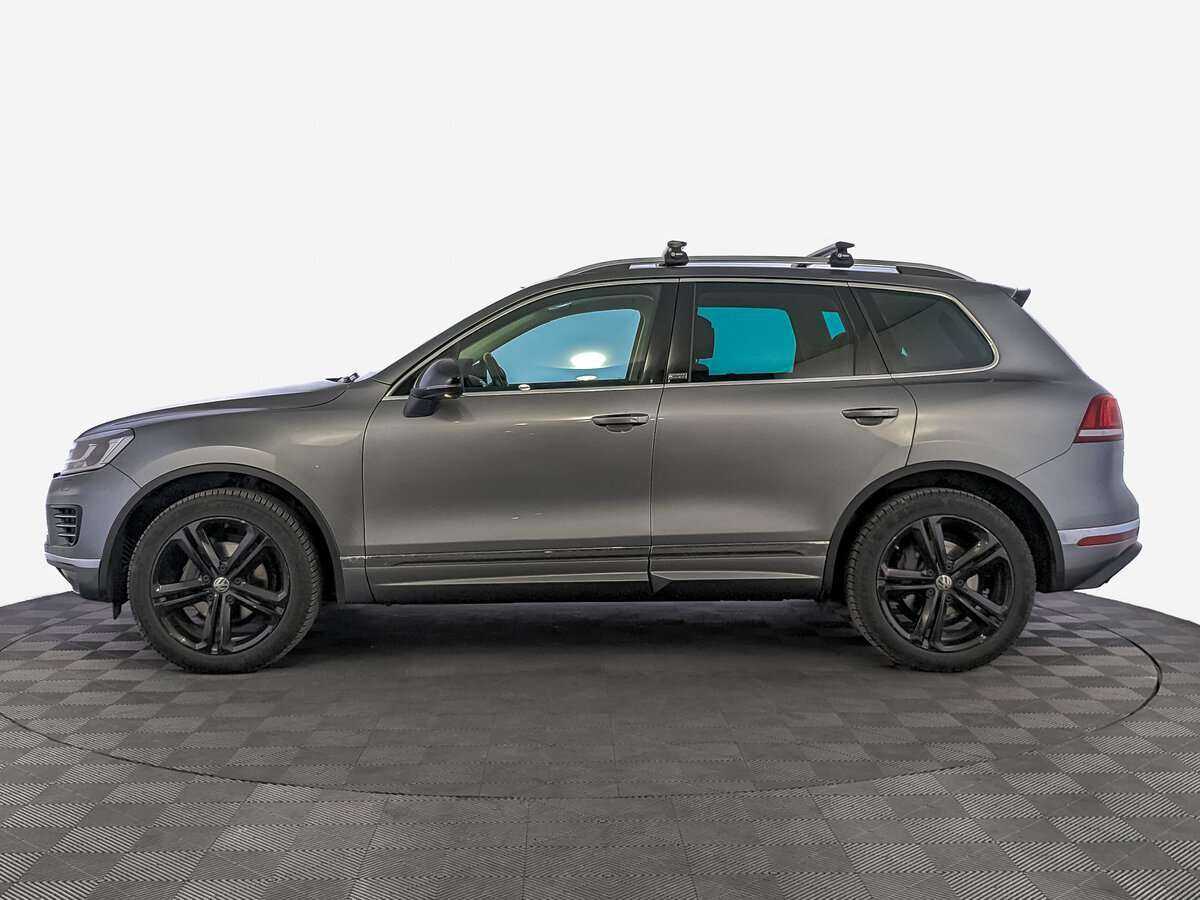 Volkswagen Touareg с пробегом — 2017 год. Фото: #7