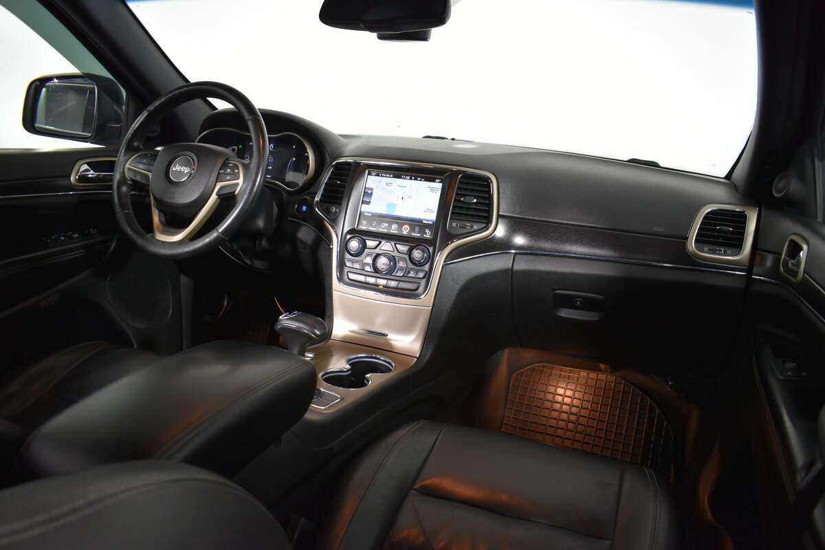 Jeep Grand Cherokee с пробегом — 2014 год. Фото: #12