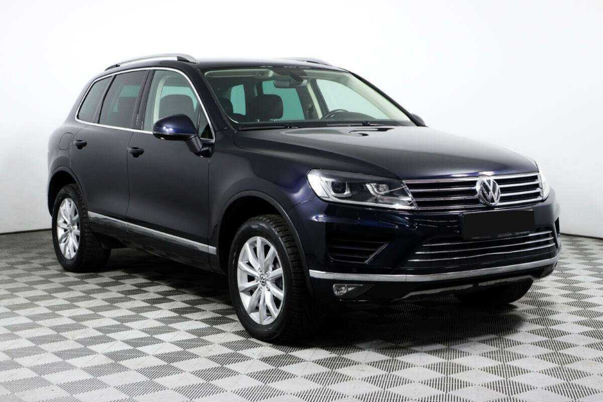 Volkswagen Touareg с пробегом — 2016 год. Фото: #2