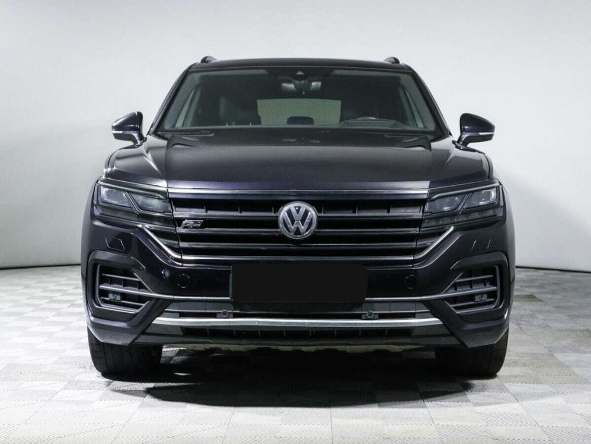 Volkswagen Touareg с пробегом — 2020 год. Фото: #1