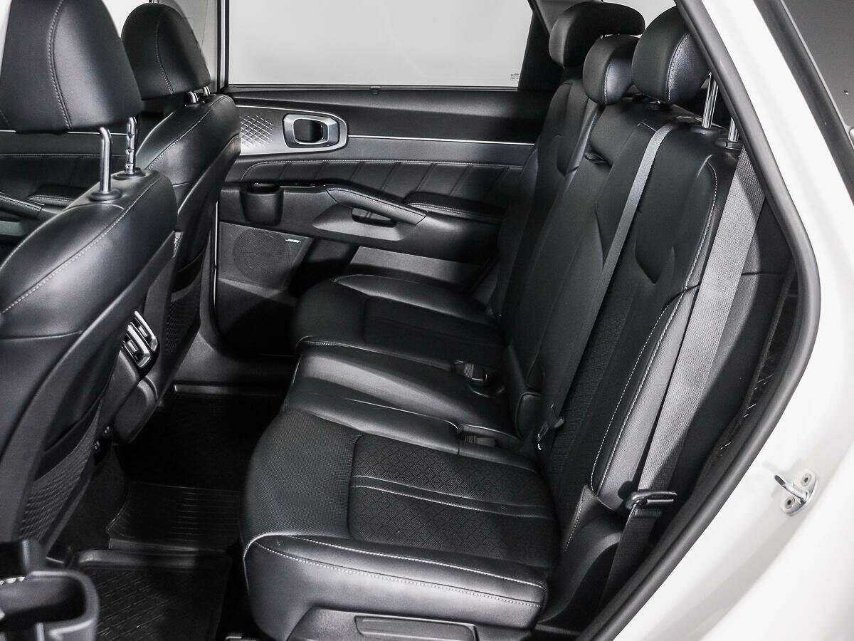 Kia Sorento с пробегом — 2021 год. Фото: #12