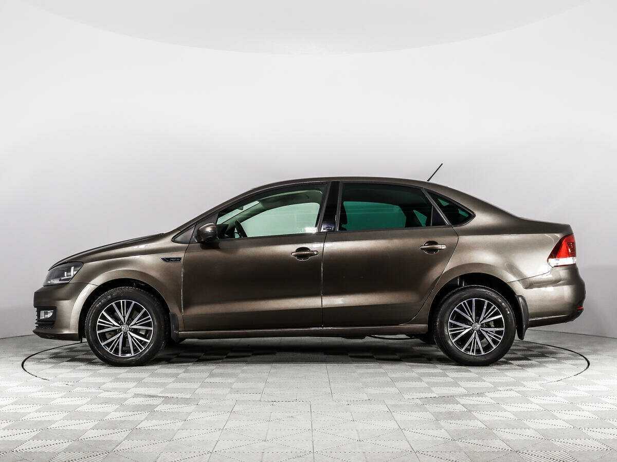 Volkswagen Polo с пробегом — 2016 год. Фото: #7