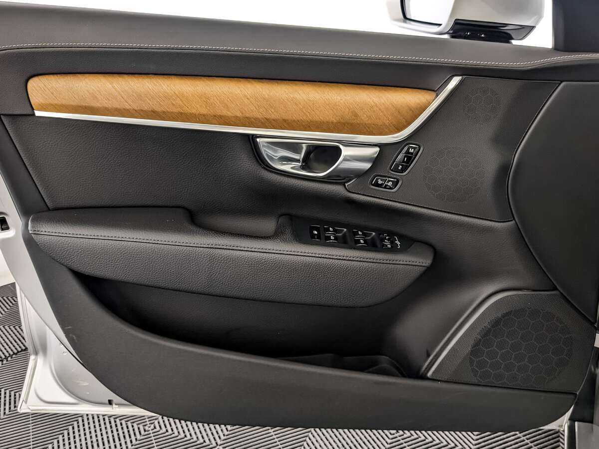 Volvo S90 с пробегом — 2020 год. Фото: #16
