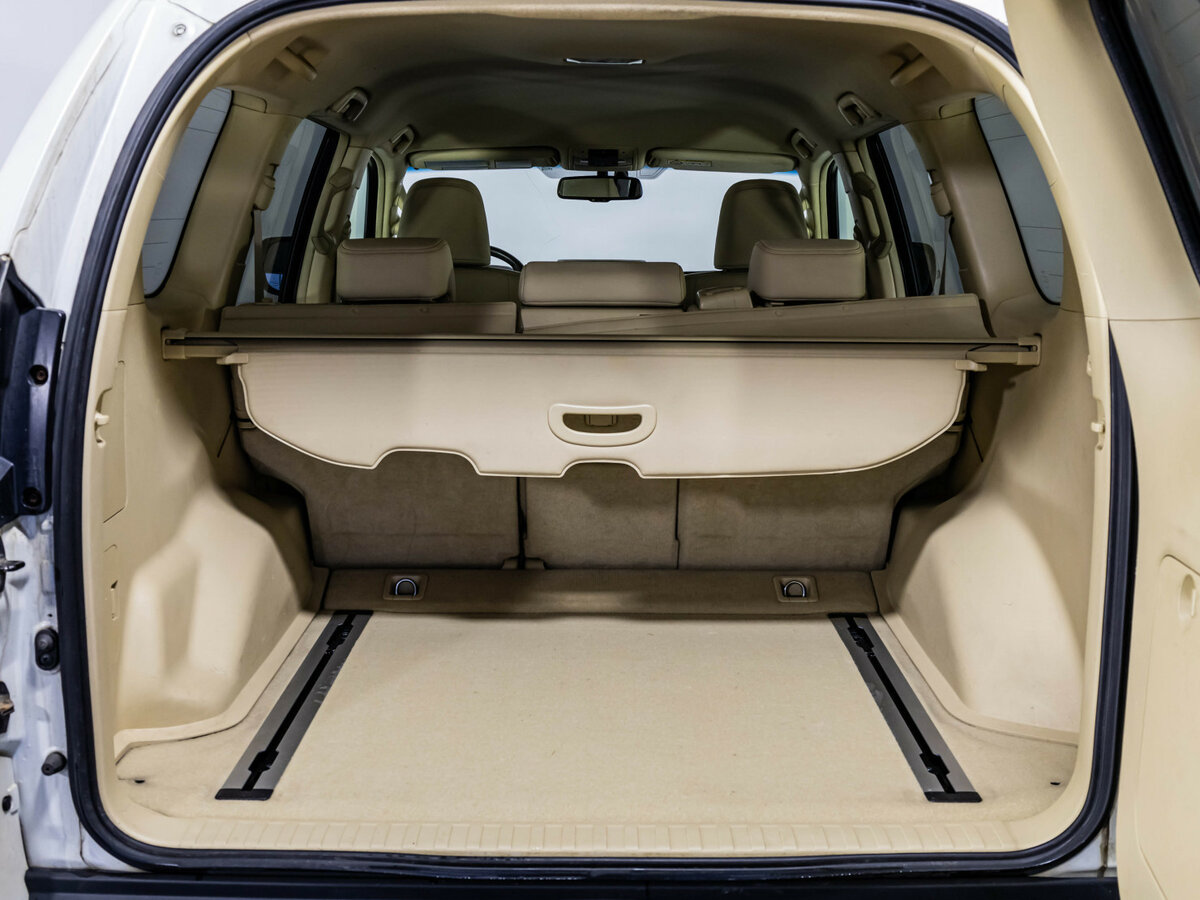 Toyota Land Cruiser Prado с пробегом — 2016 год. Фото: #22
