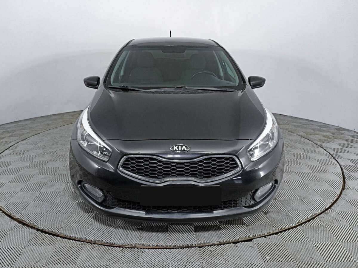 Kia Ceed с пробегом — 2012 год. Фото: #1