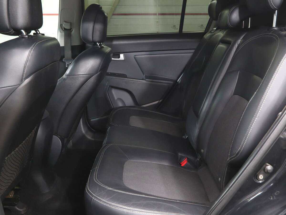 Kia Sportage с пробегом — 2011 год. Фото: #8