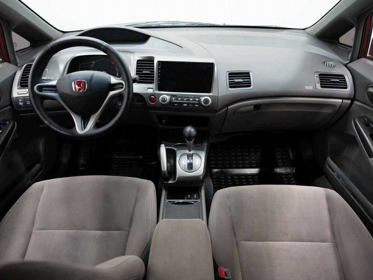 Honda Civic с пробегом — 2008 год. Фото: #12