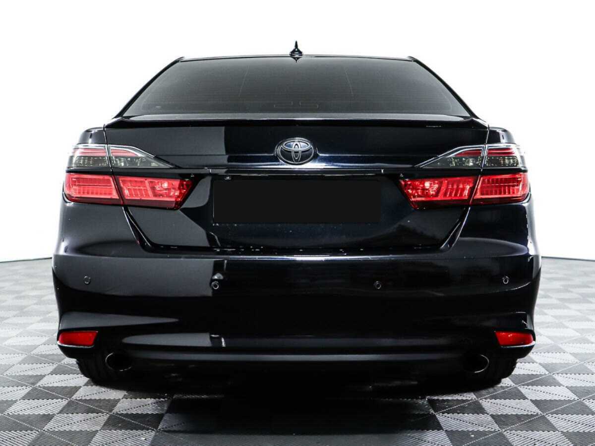 Toyota Camry с пробегом — 2015 год. Фото: #4