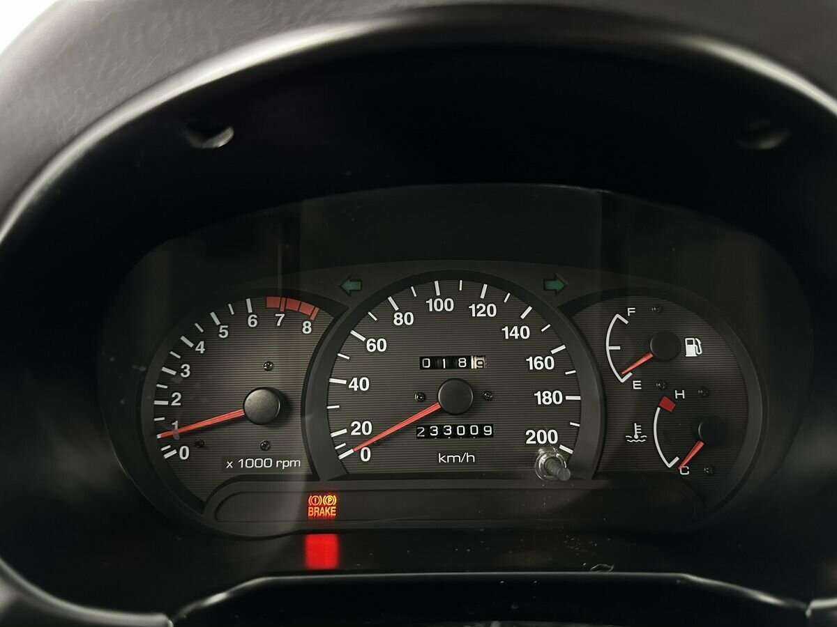 Hyundai Accent с пробегом — 2004 год. Фото: #9