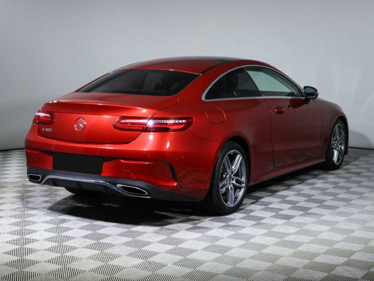 Mercedes-Benz E-Класс с пробегом — 2018 год. Фото: #4